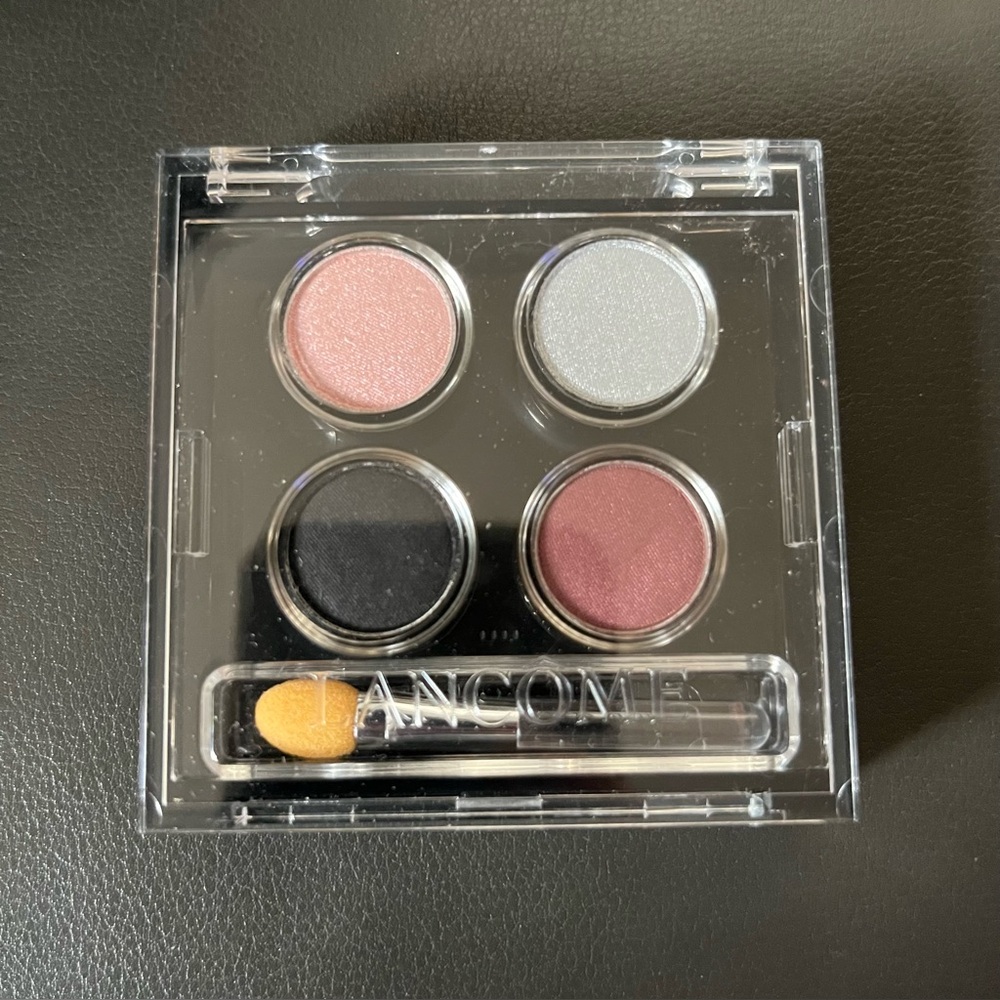 Lancôme Eyeshadow Quad Palette ( New without Tags )